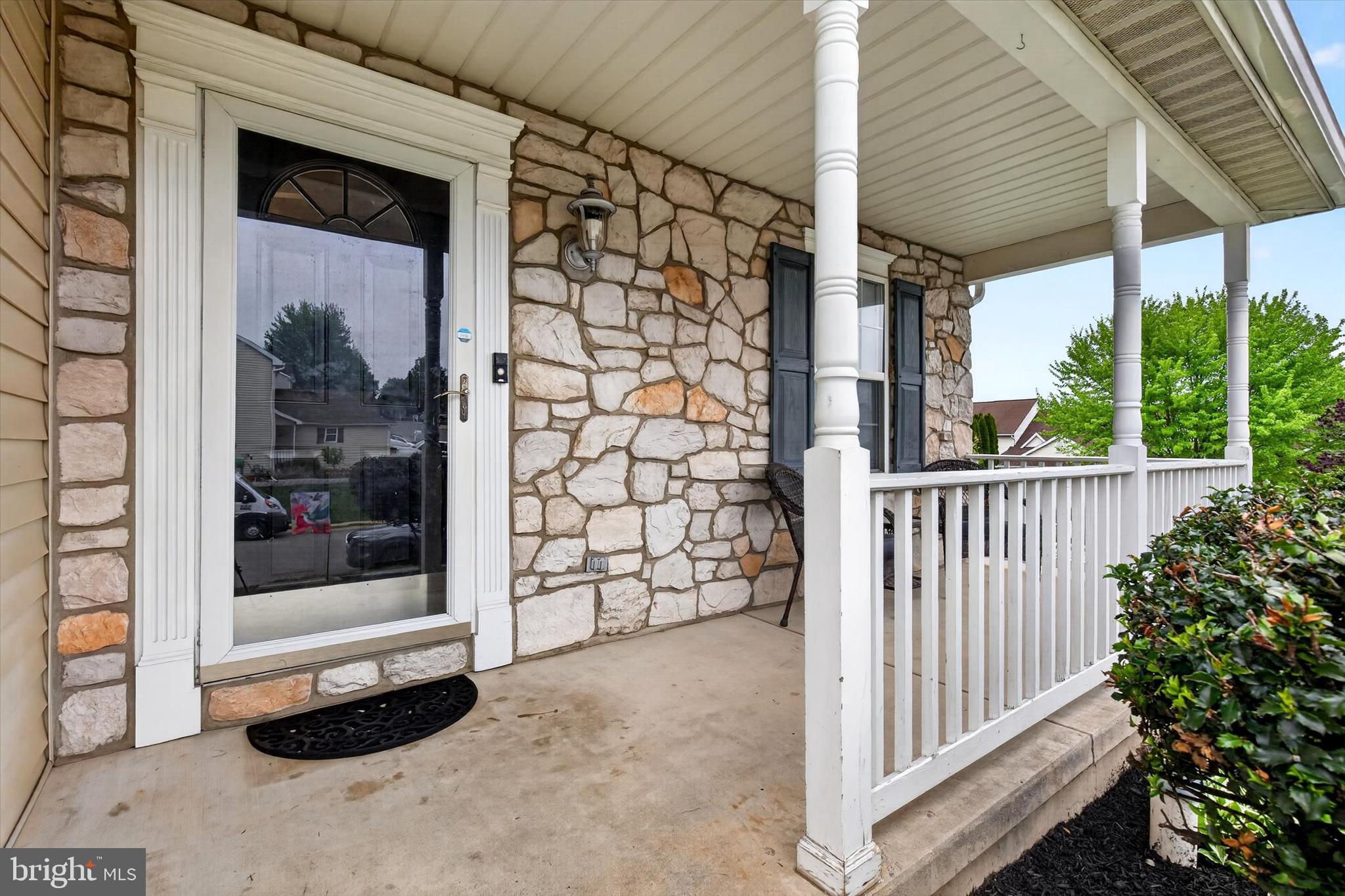 624 BARTLETT DRIVE