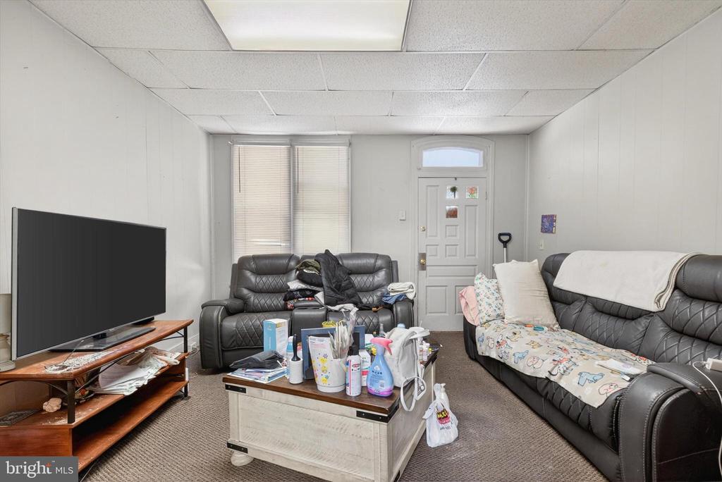 711 MCKENZIE ST & 156 E COTTAGE PL