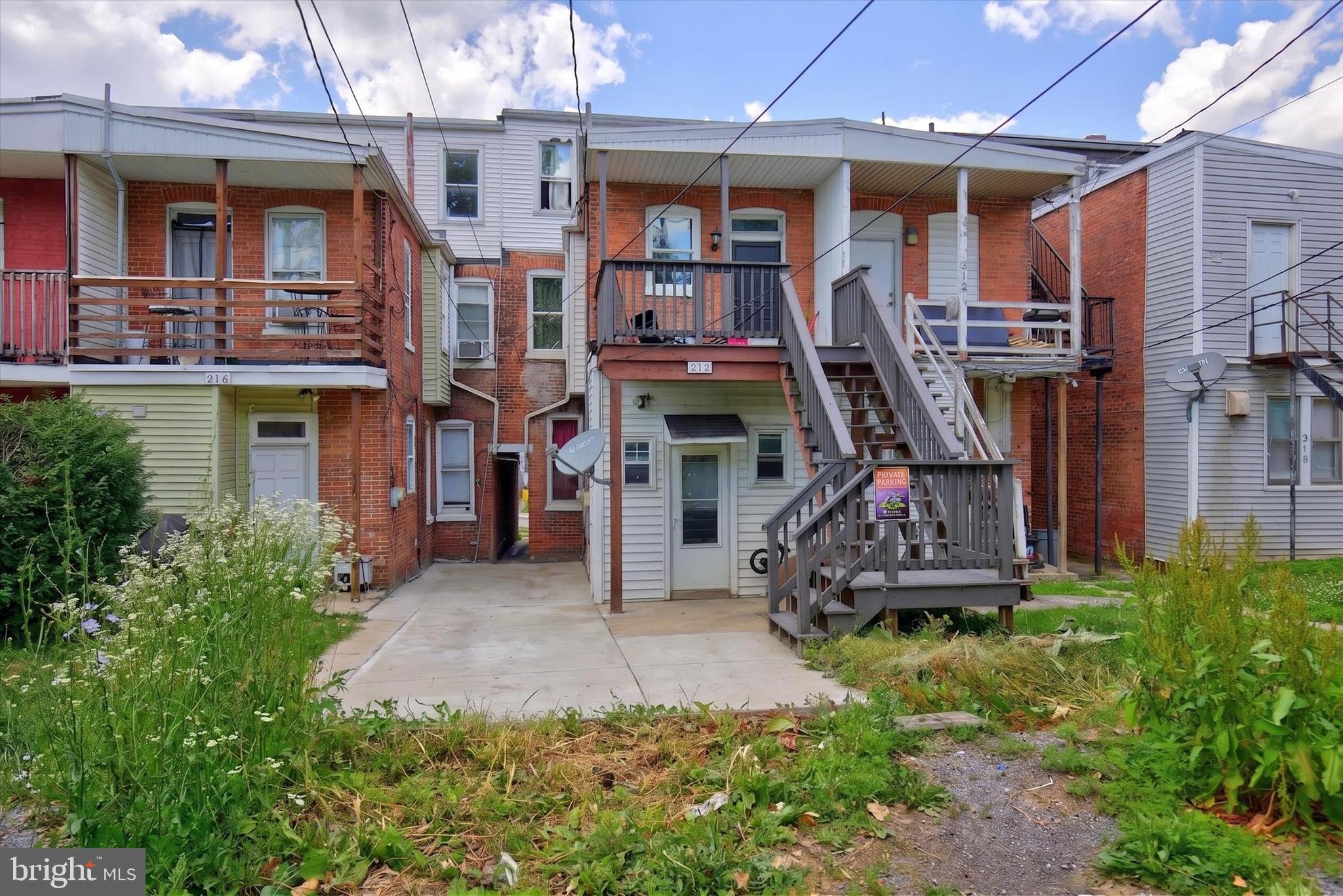 214 W JACKSON STREET