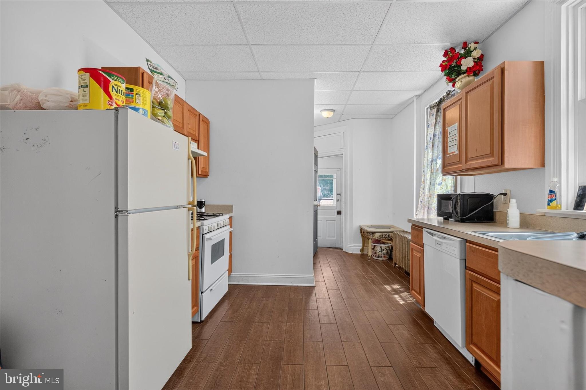 214 W JACKSON STREET