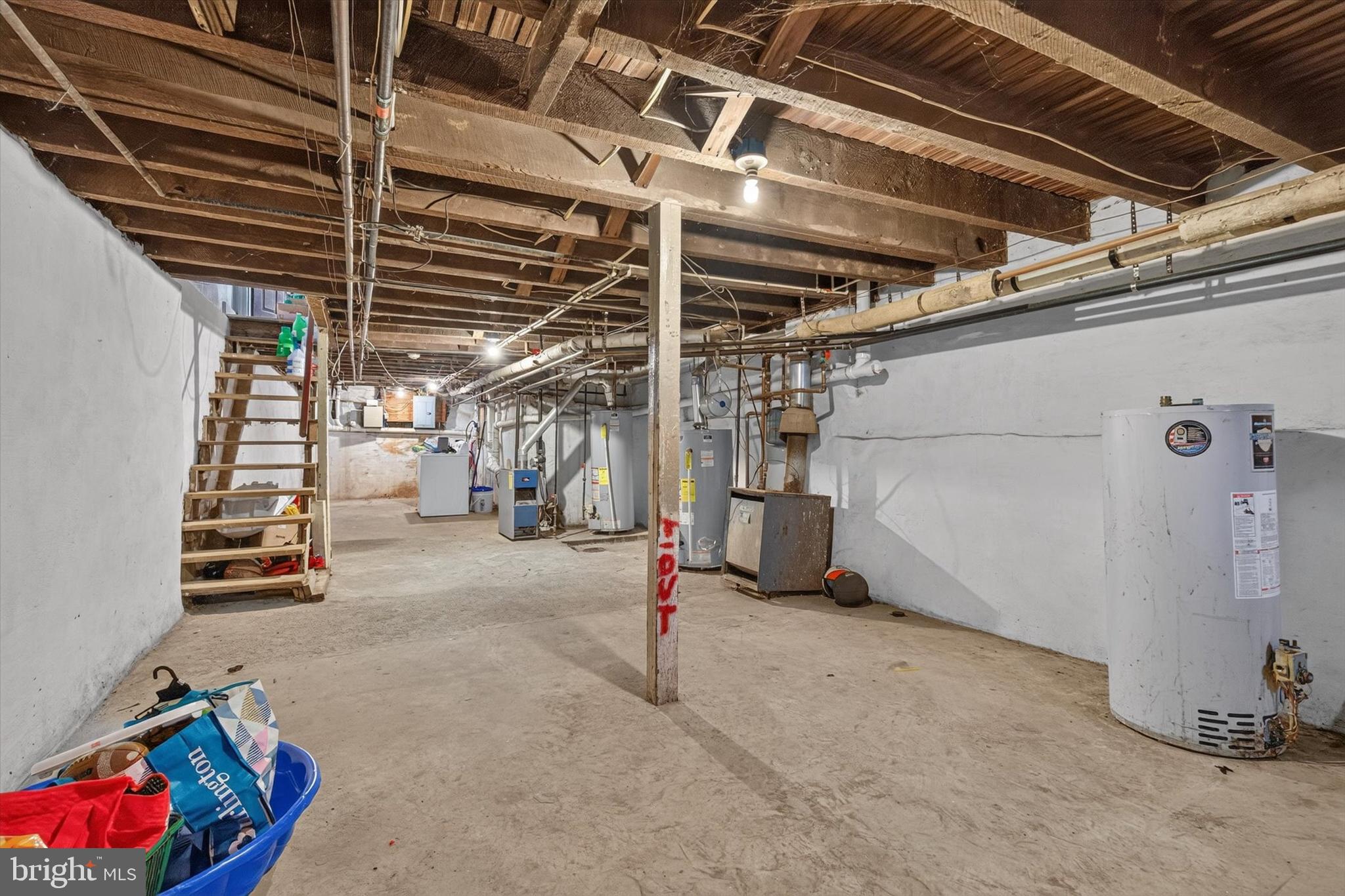 214 W JACKSON STREET