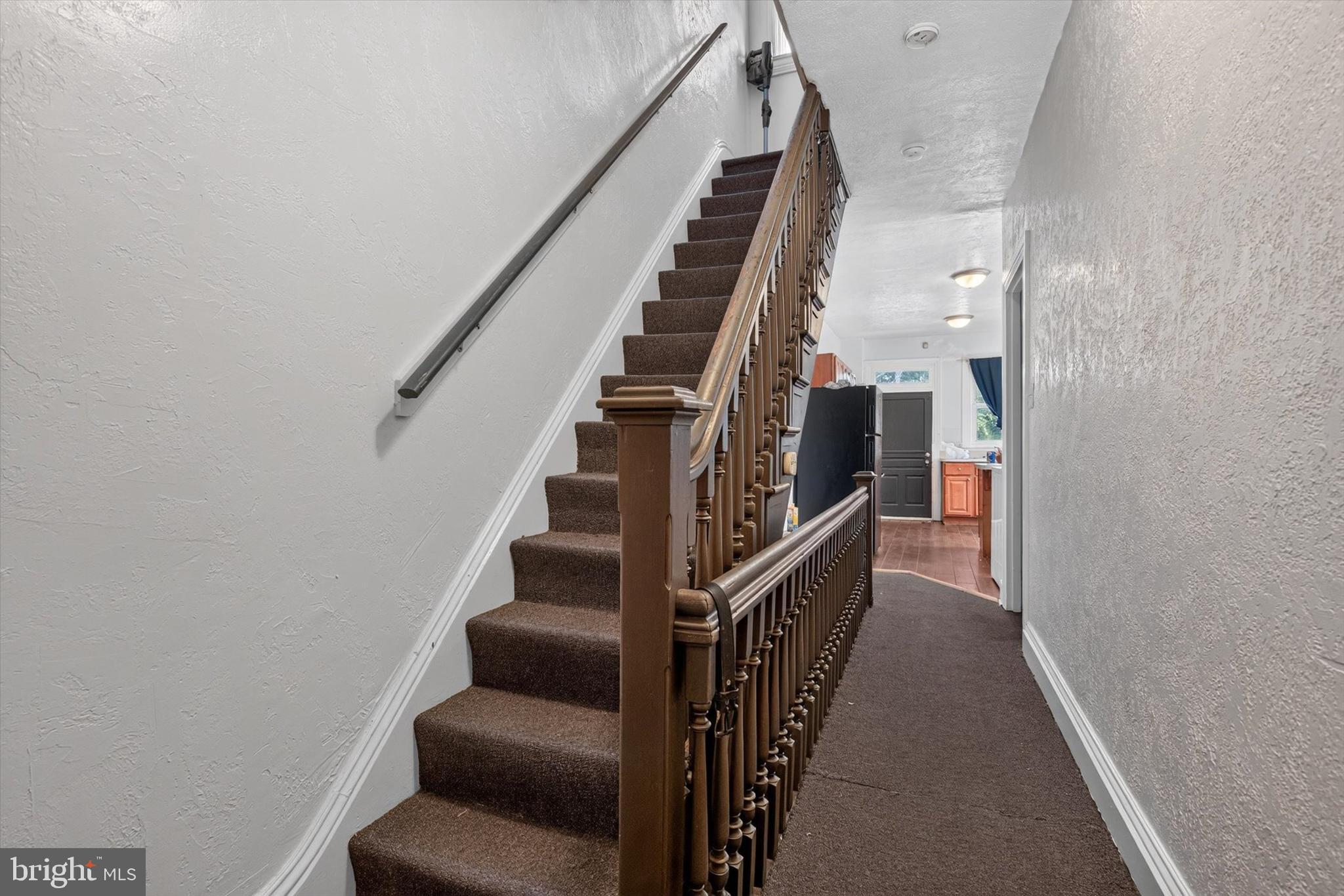 214 W JACKSON STREET