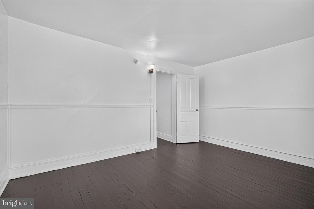 807 W PRINCESS STREET
