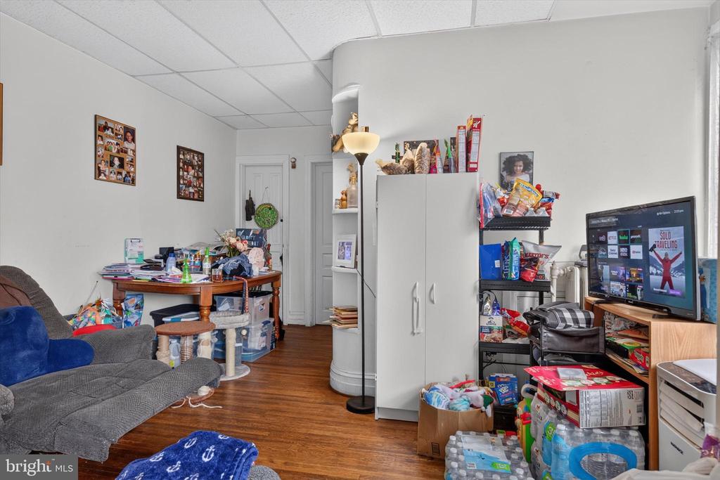 807 W PRINCESS STREET