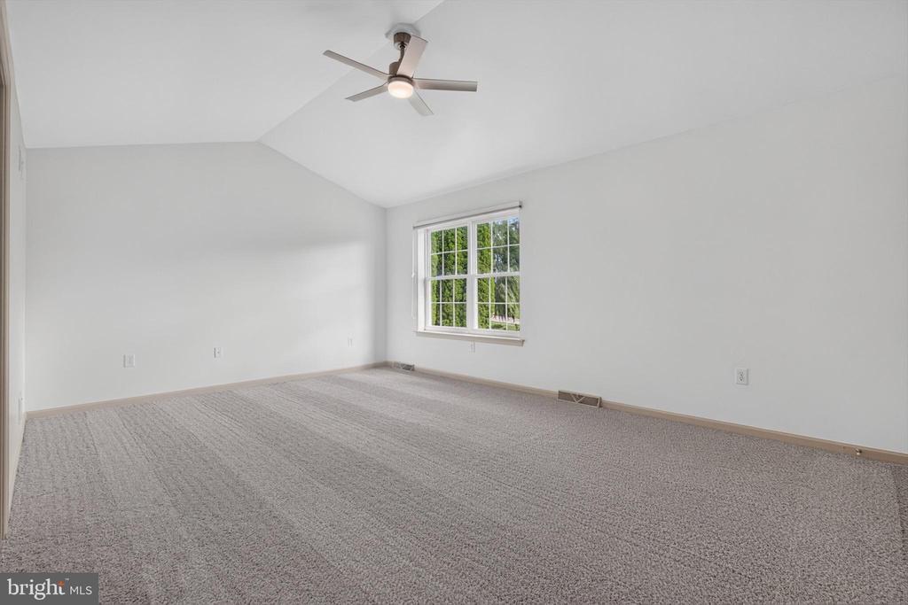 624 BARTLETT DRIVE