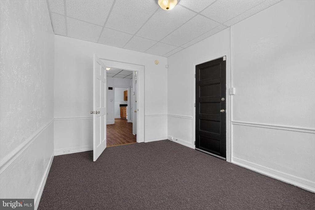 142 W JACKSON STREET