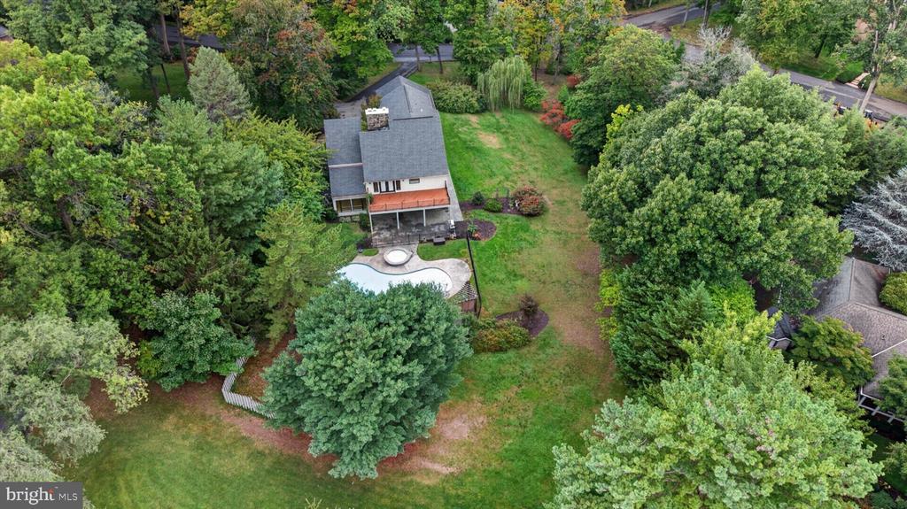 790 GLENWOOD DRIVE