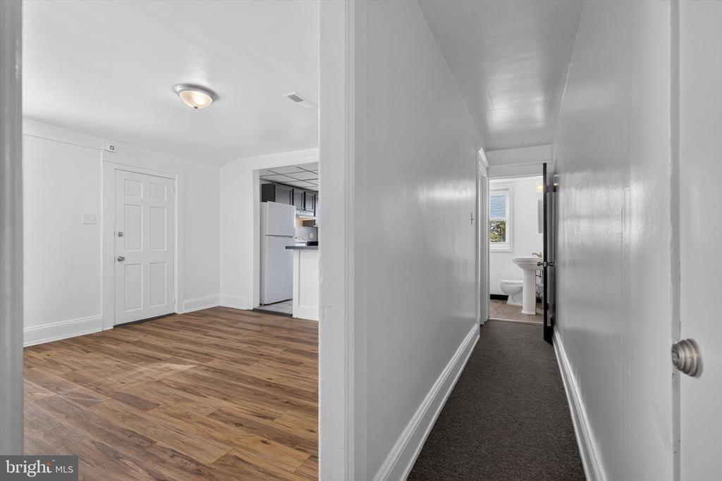 816 S PERSHING AVENUE