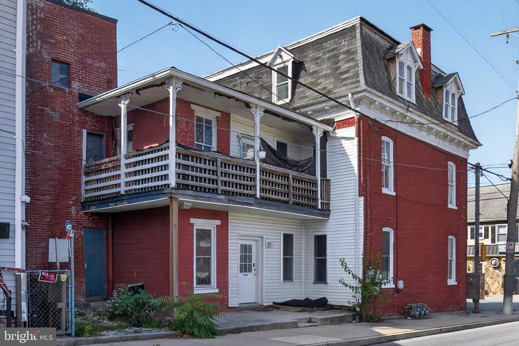500 W PHILADELPHIA STREET