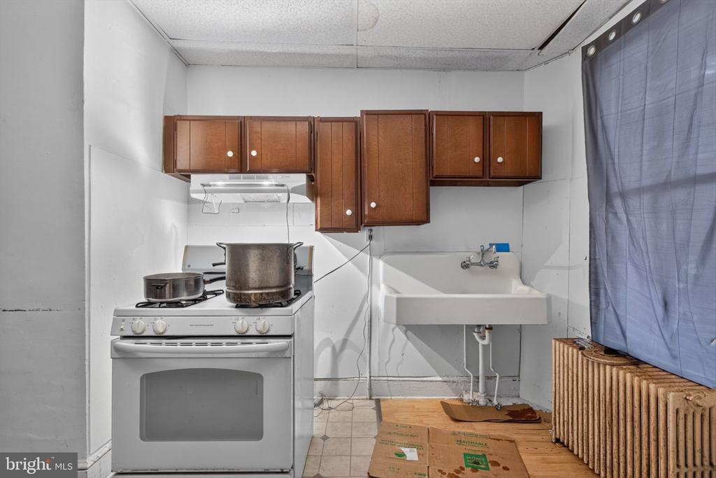 500 W PHILADELPHIA STREET