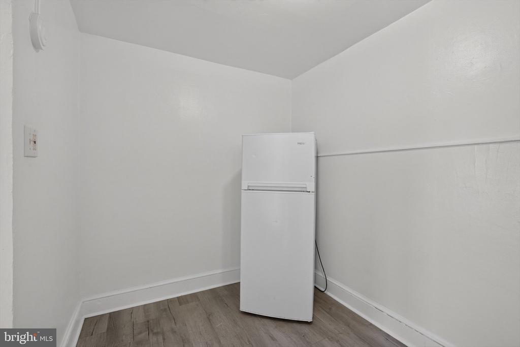 500 W PHILADELPHIA STREET