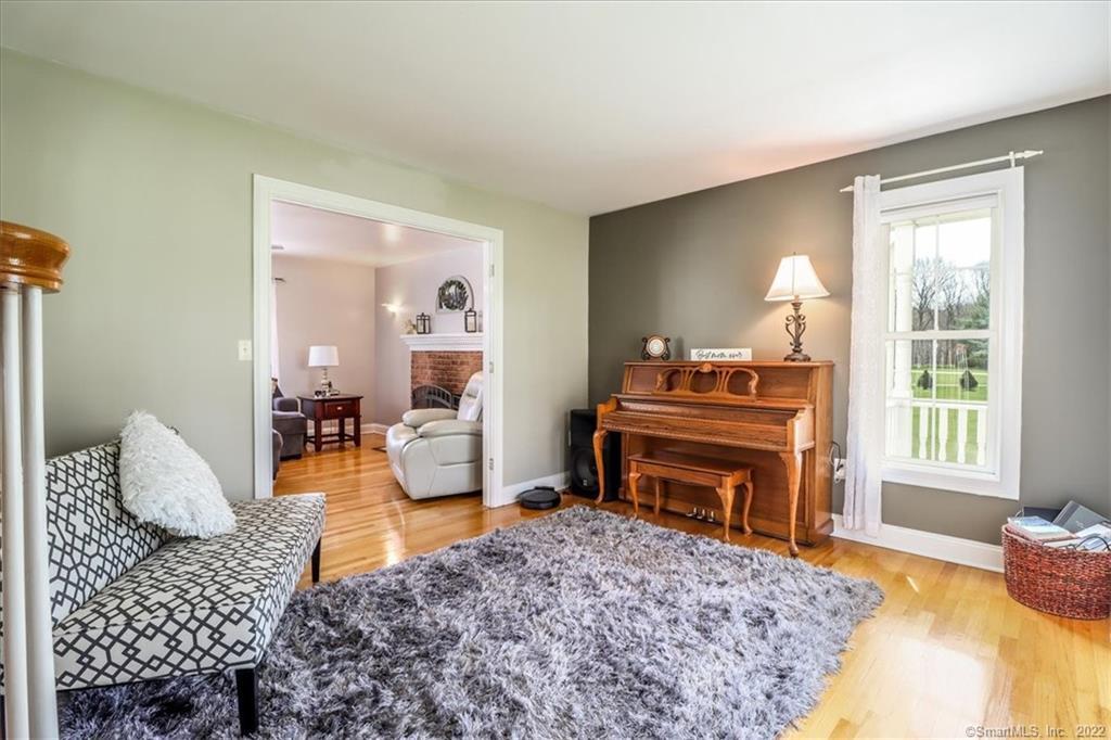 8 Fawn Meadow Lane