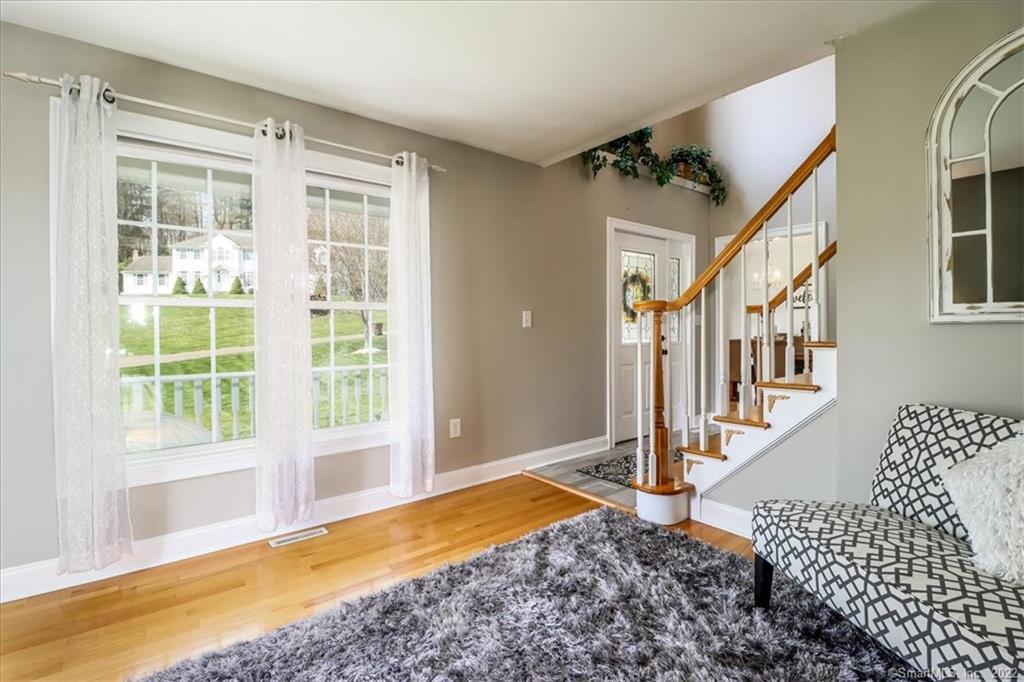 8 Fawn Meadow Lane