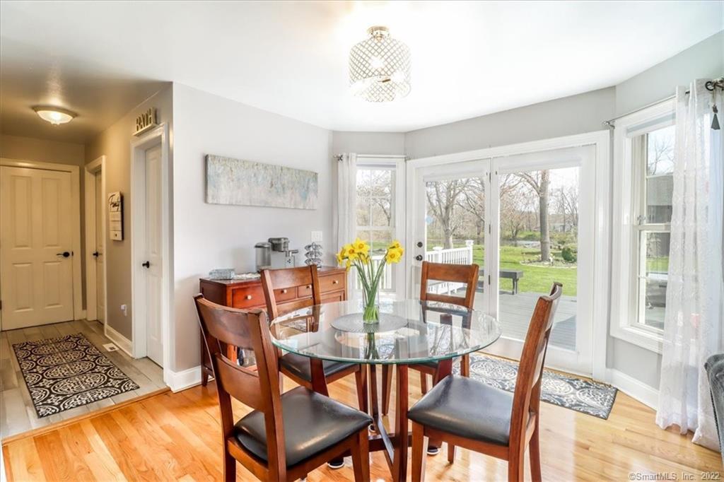 8 Fawn Meadow Lane
