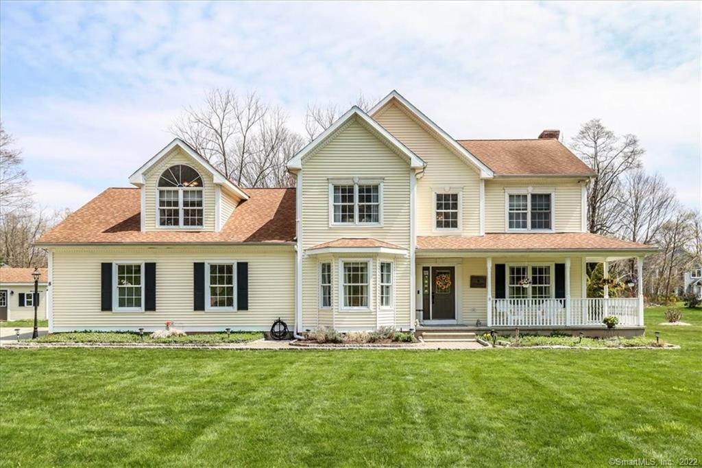 8 Fawn Meadow Lane