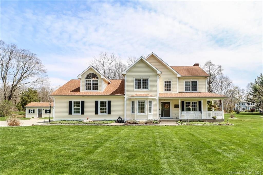 8 Fawn Meadow Lane