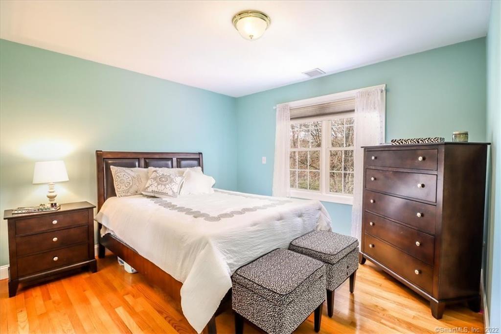 8 Fawn Meadow Lane