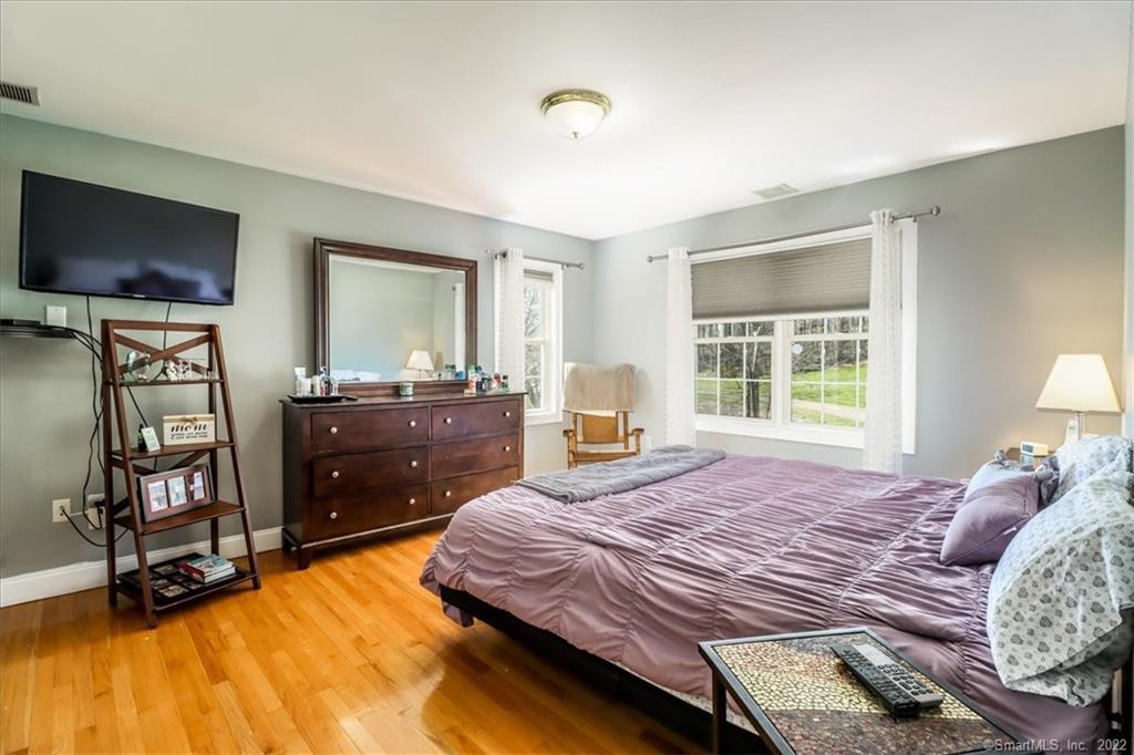 8 Fawn Meadow Lane