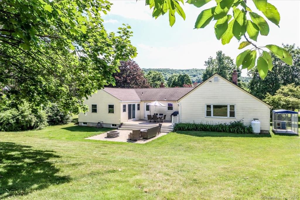 32 Wagon Wheel Road