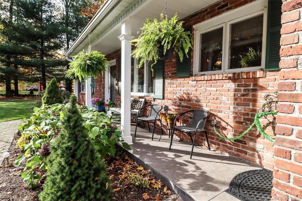 12 Rolling Meadow Road