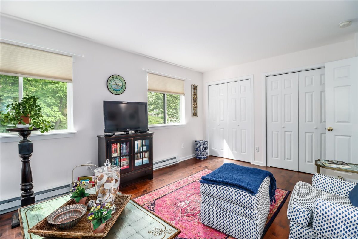 17 Harbour Village F