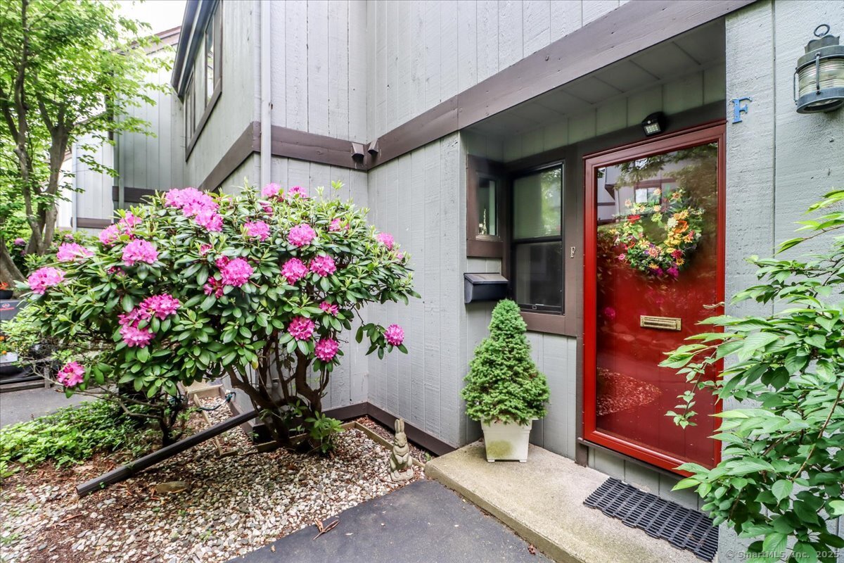 17 Harbour Village F