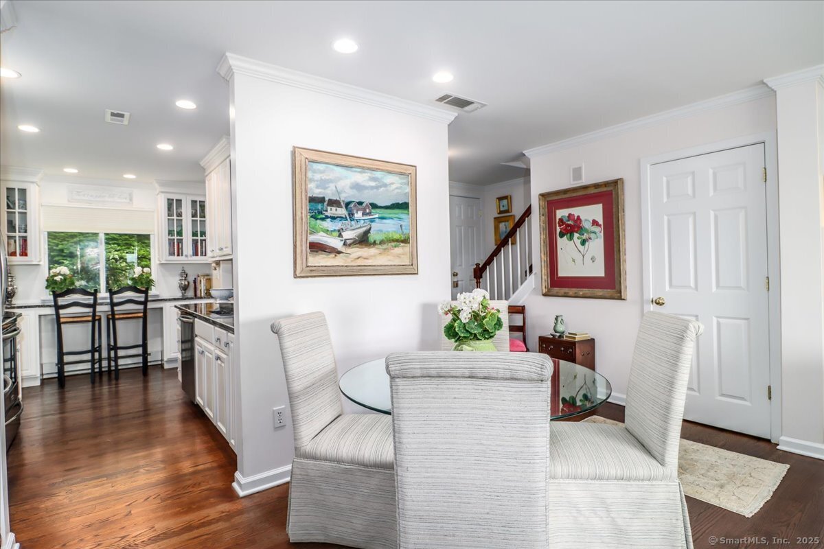 17 Harbour Village F