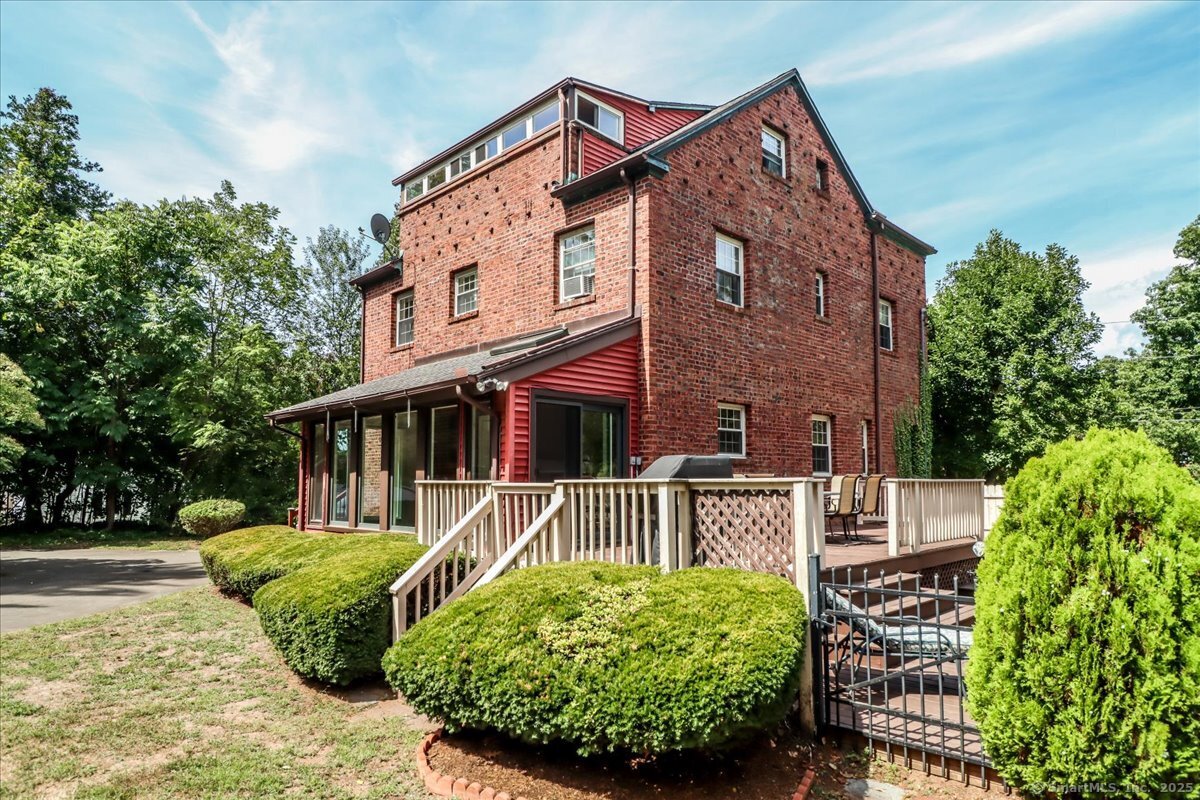100 Fitch Street