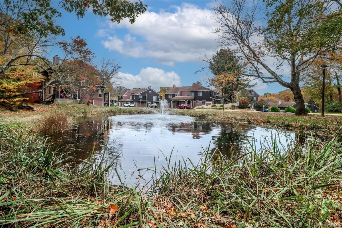 19 Stonegate Circle D