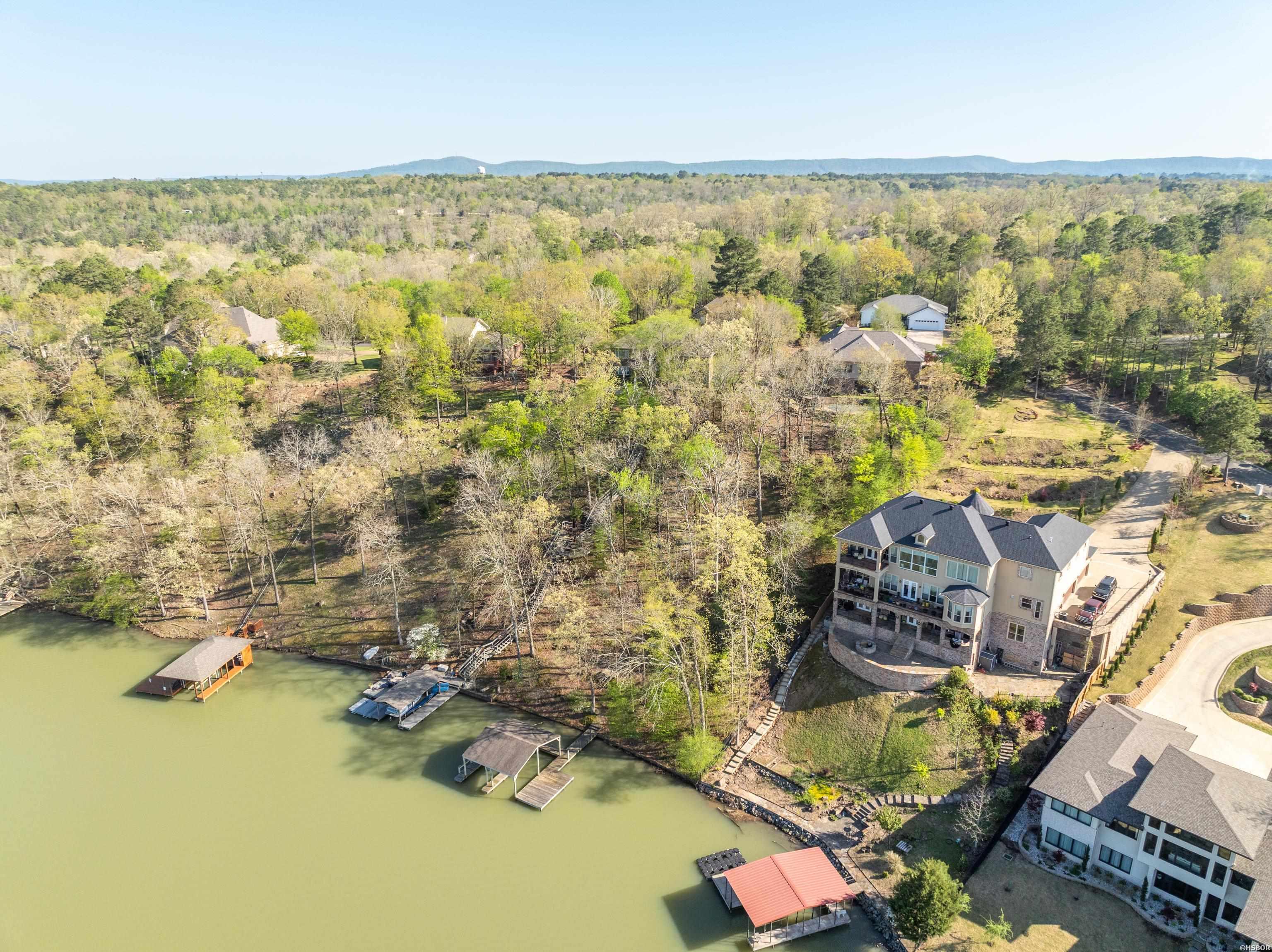 134 LAKE FOREST SHORES