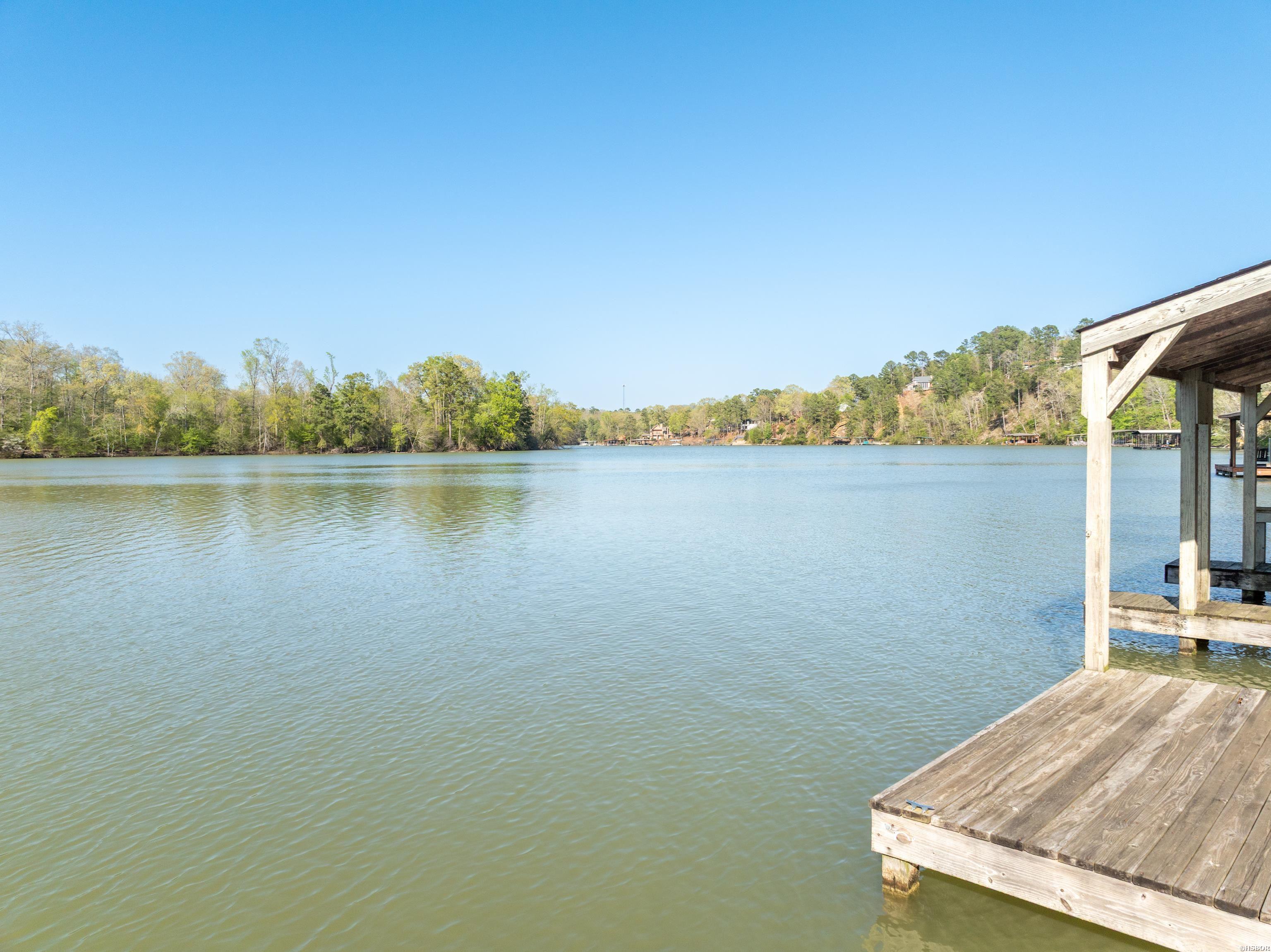 134 LAKE FOREST SHORES