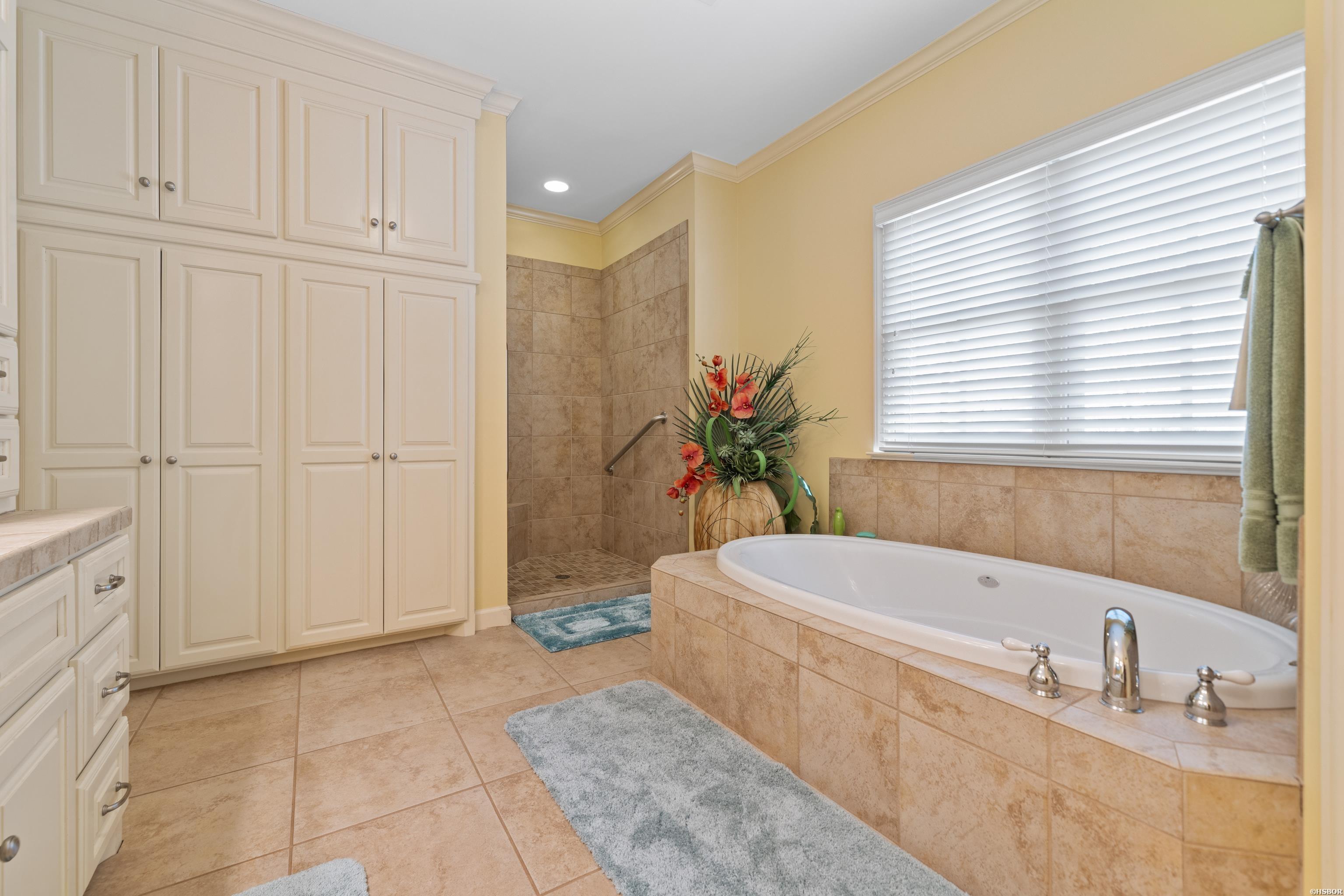 134 LAKE FOREST SHORES