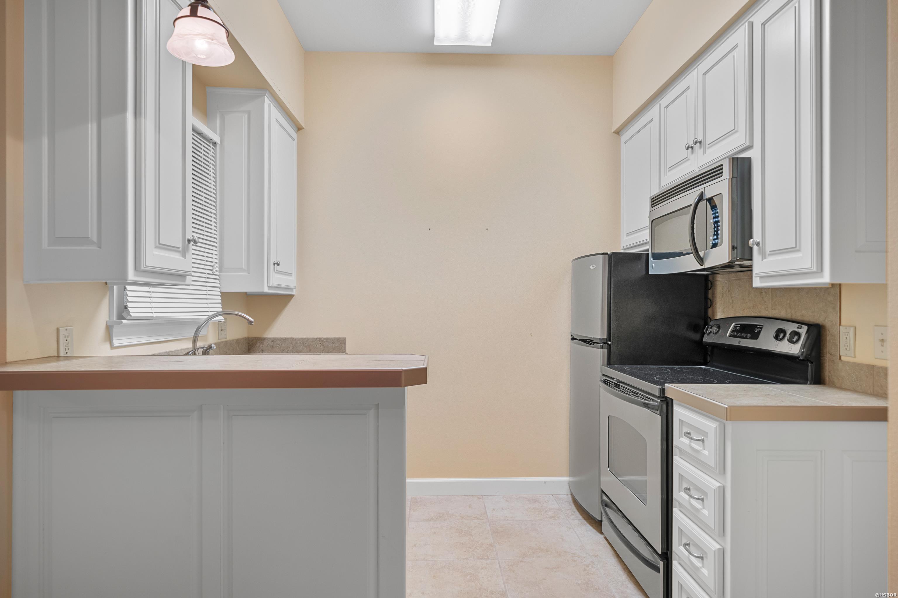 134 LAKE FOREST SHORES