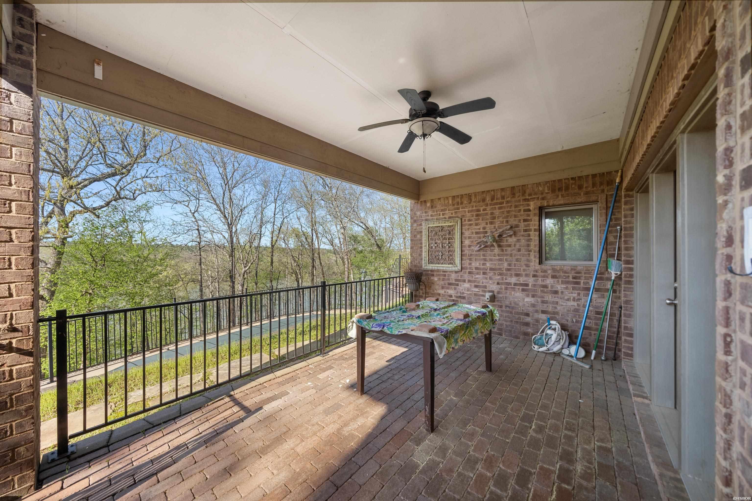 134 LAKE FOREST SHORES