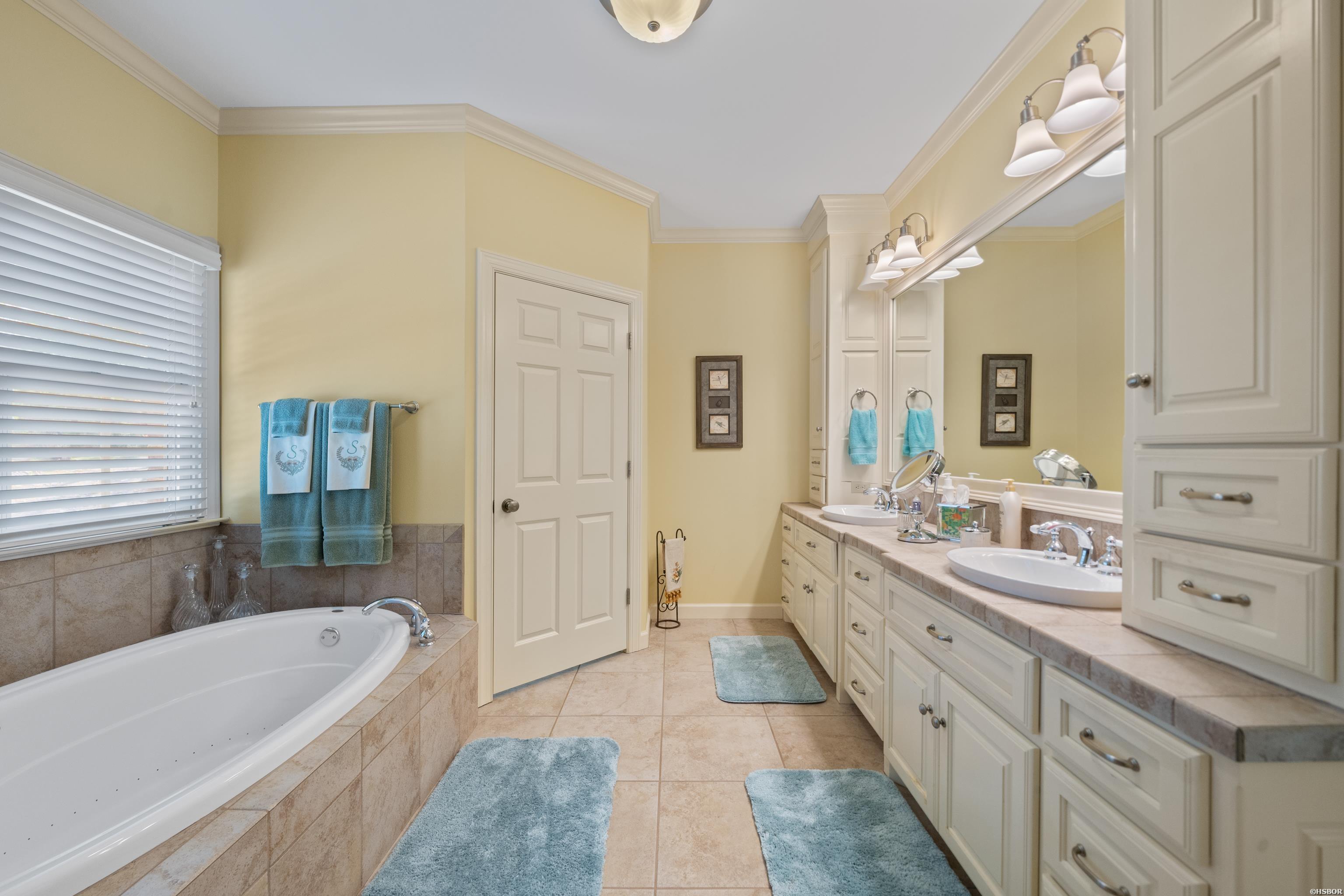 134 LAKE FOREST SHORES