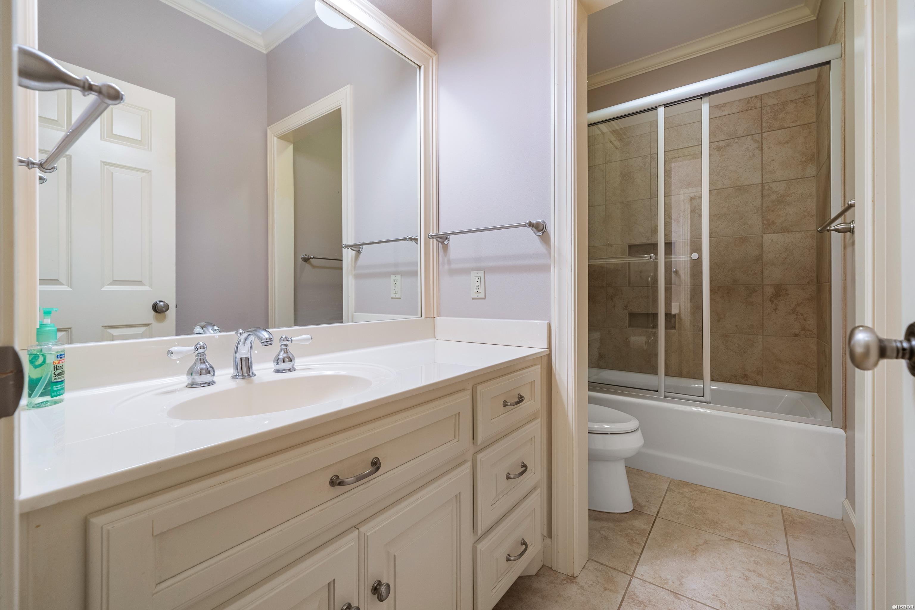 134 LAKE FOREST SHORES