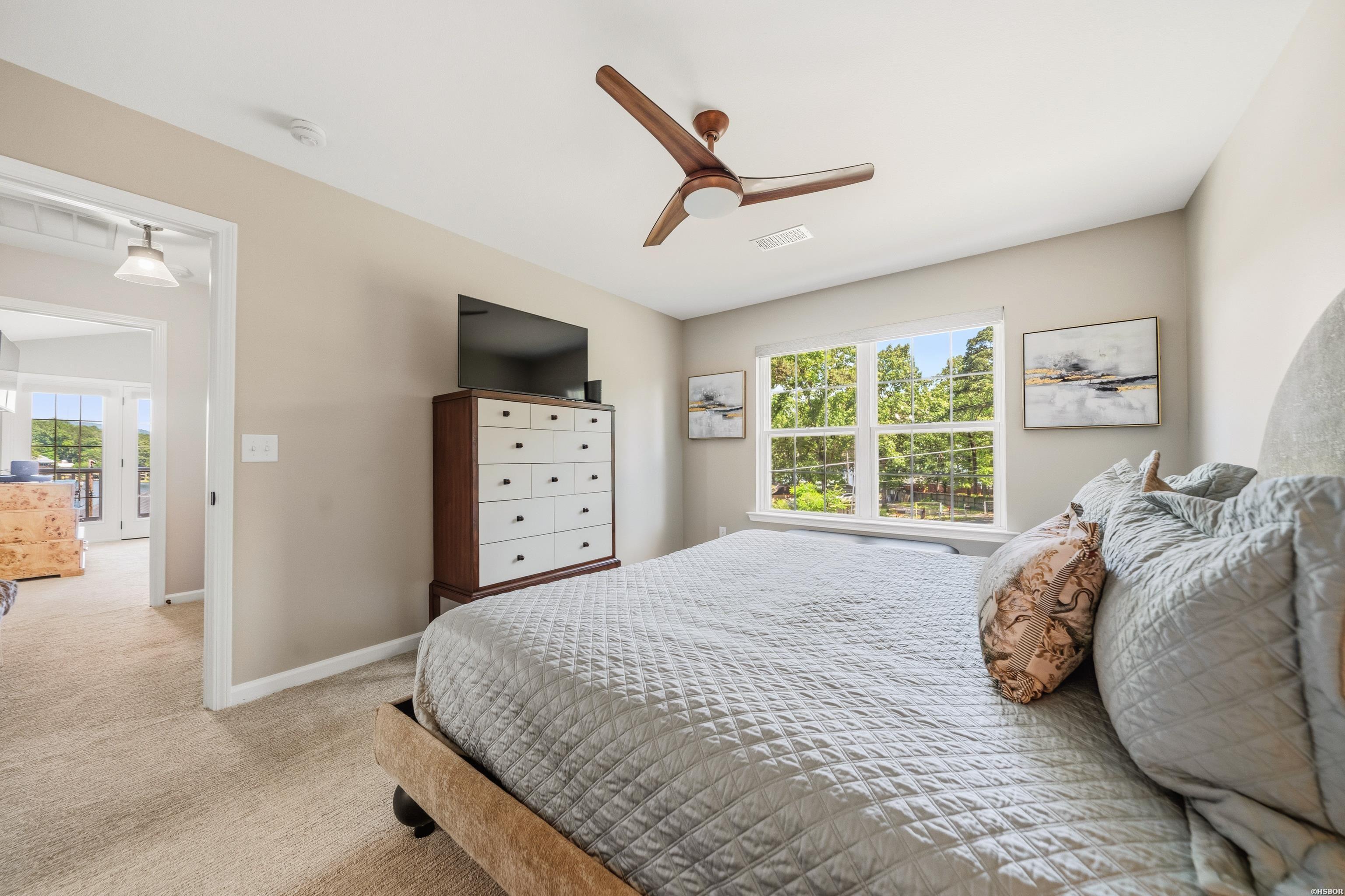 102 EAGLE VIEW Point