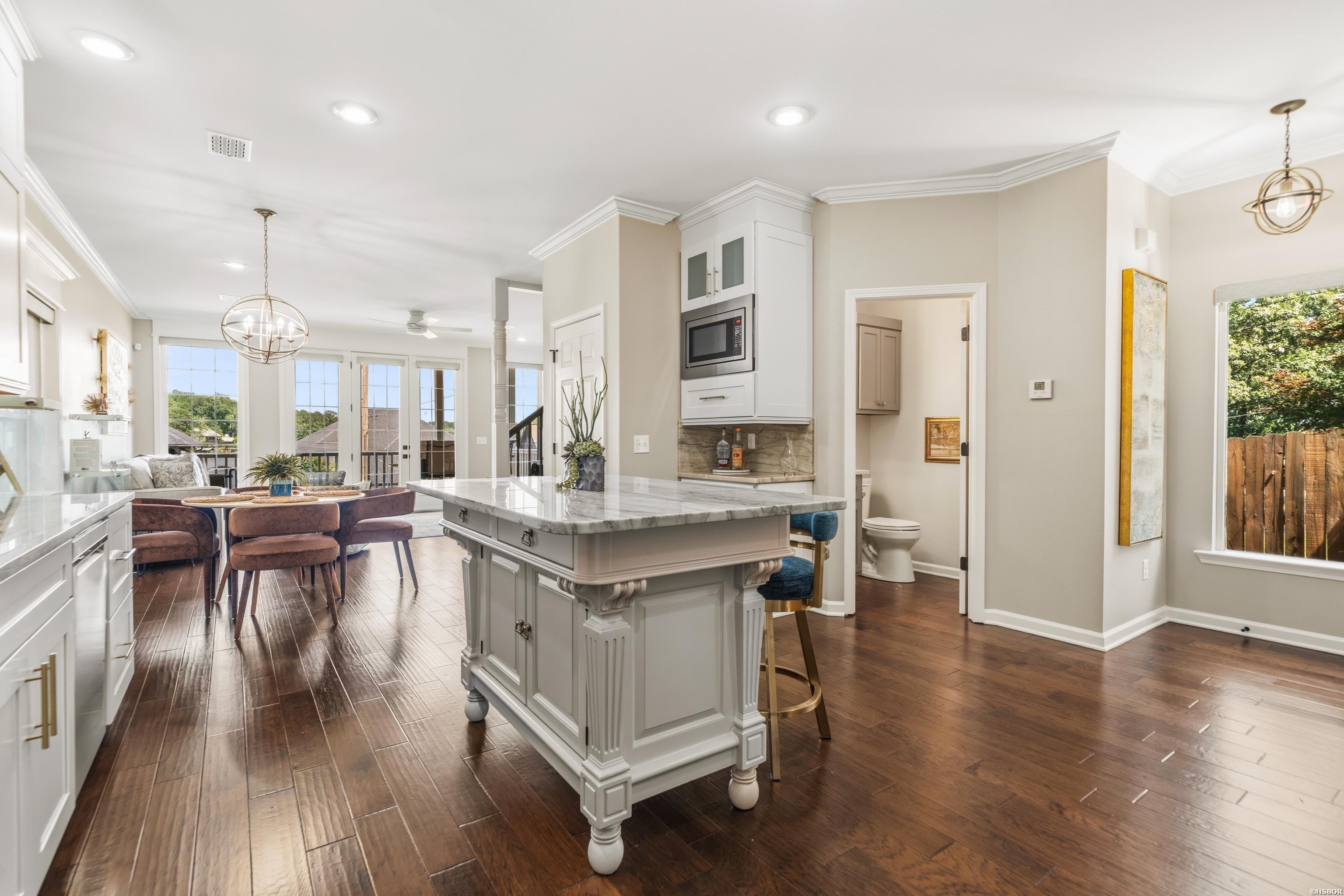 102 EAGLE VIEW Point
