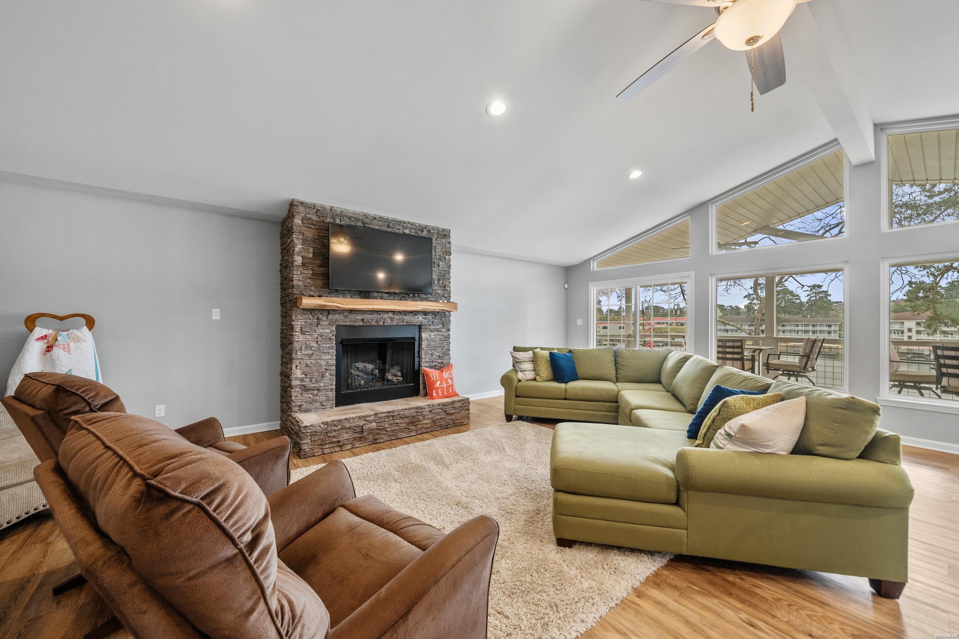 314 PARADISE Point