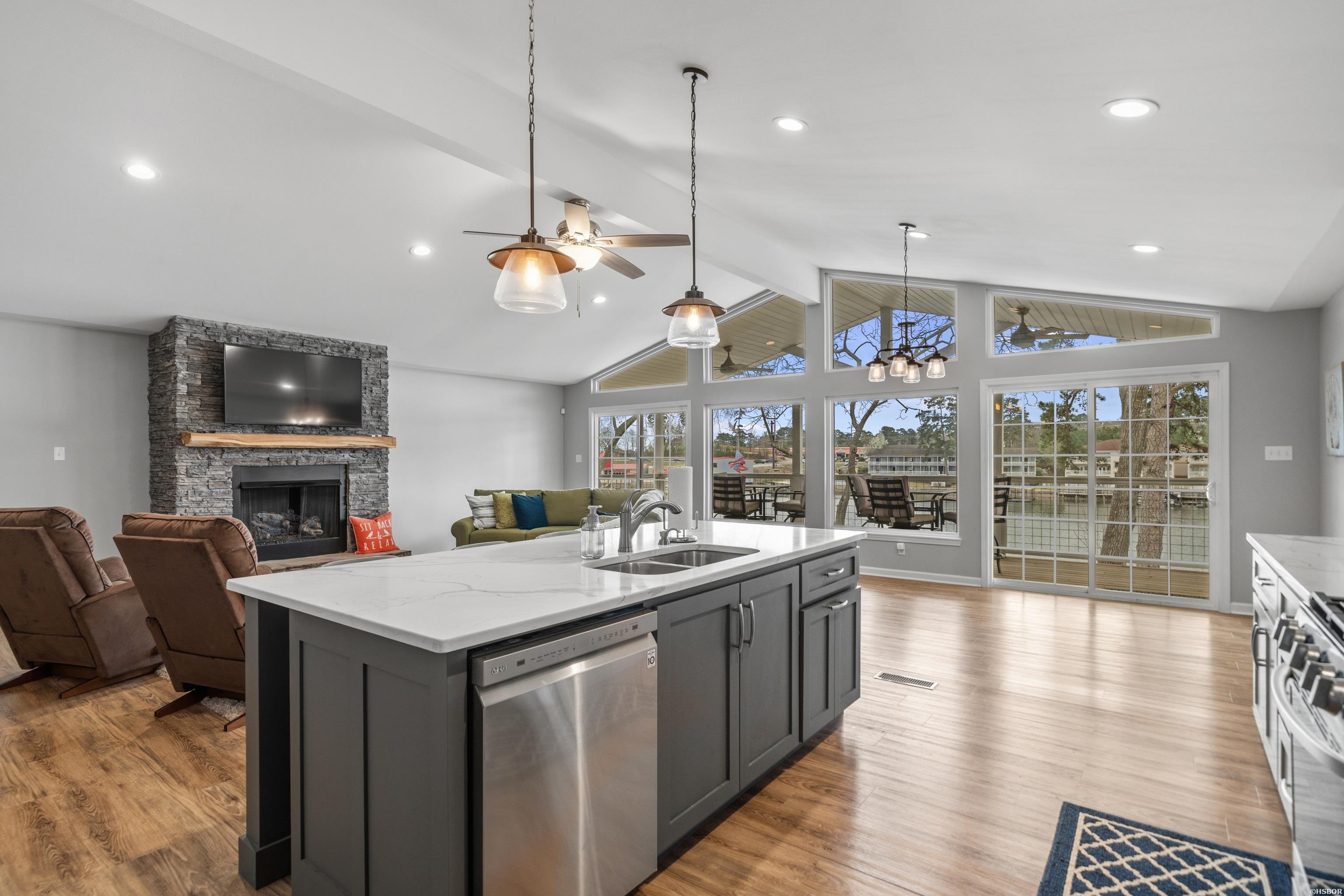 314 PARADISE Point