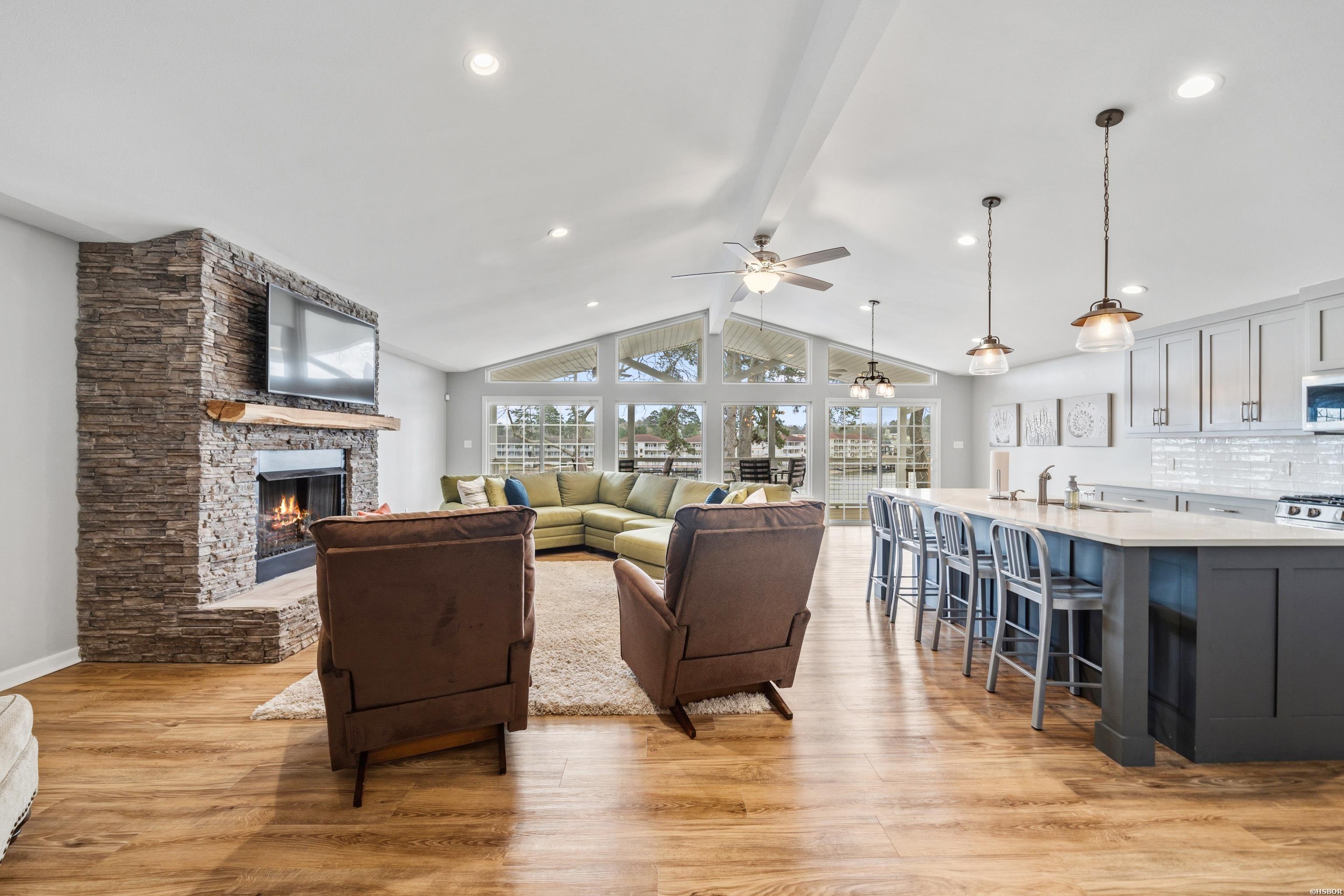 314 PARADISE Point