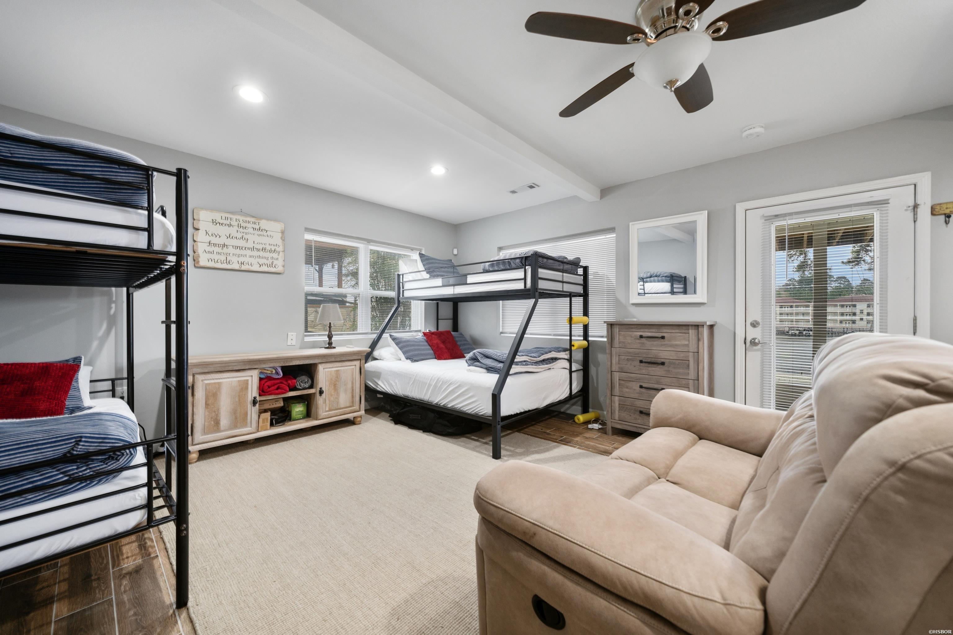 314 PARADISE Point