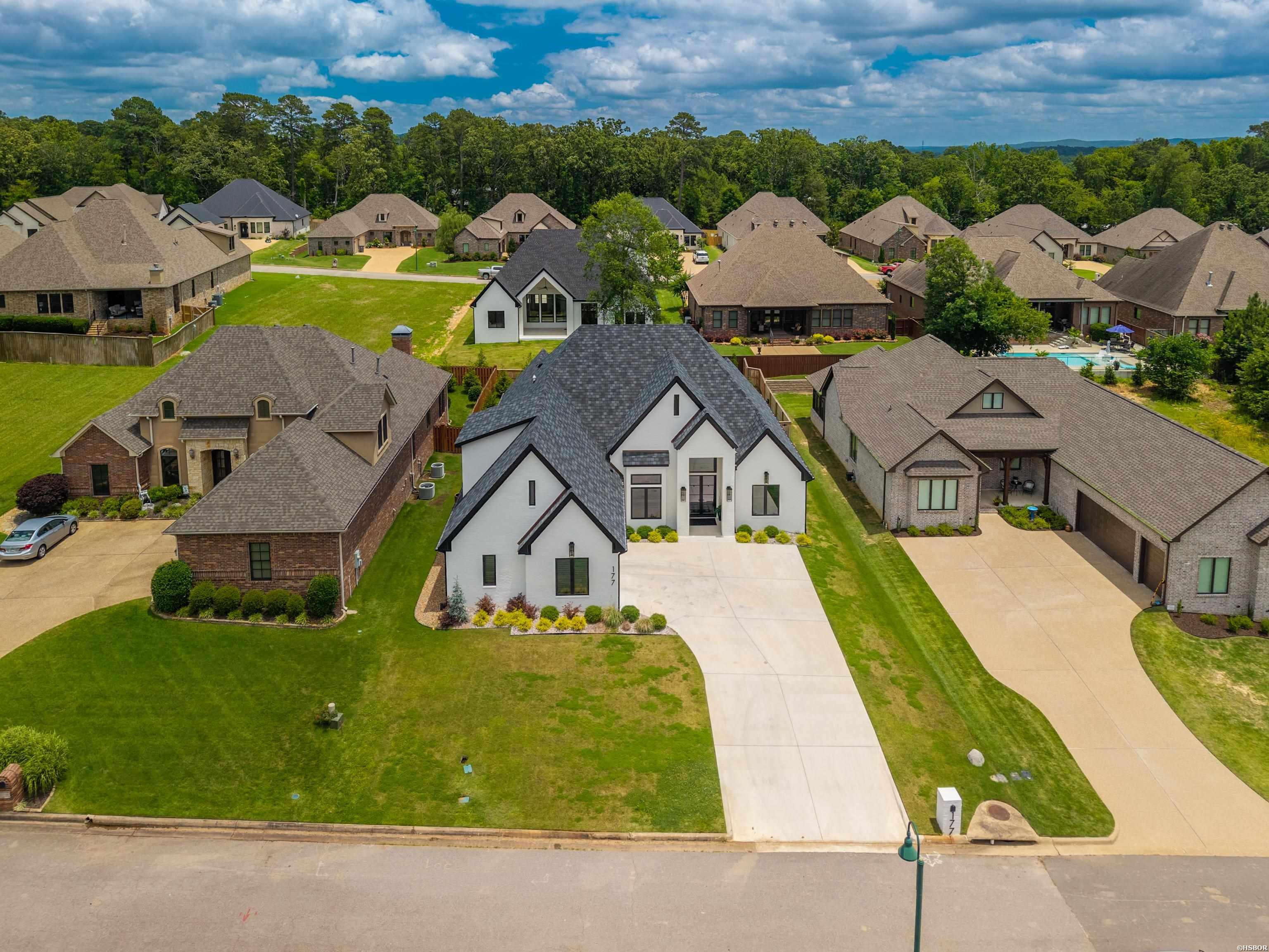 177 ARLINGTON PARK