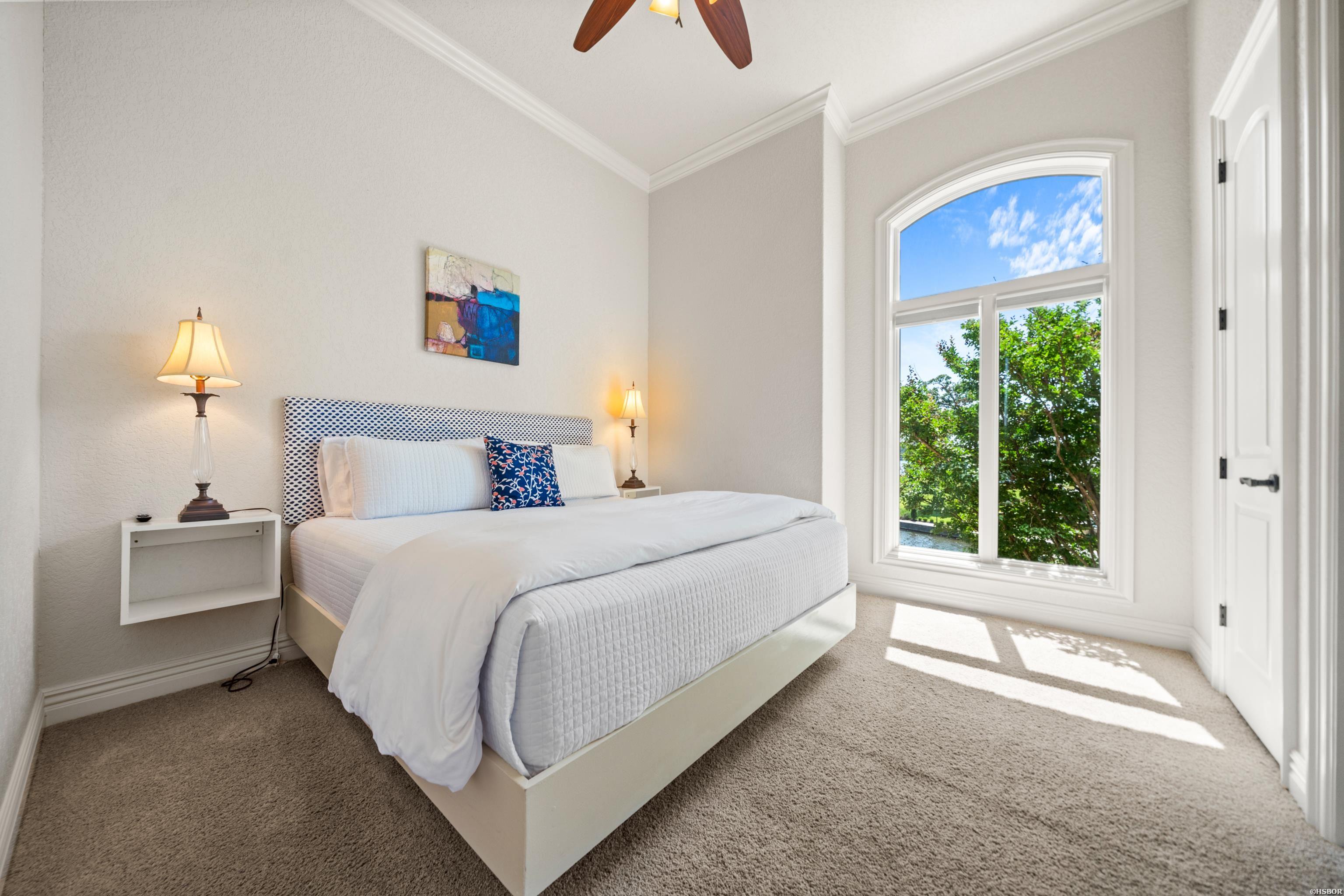 109 ROADRUNNER Point