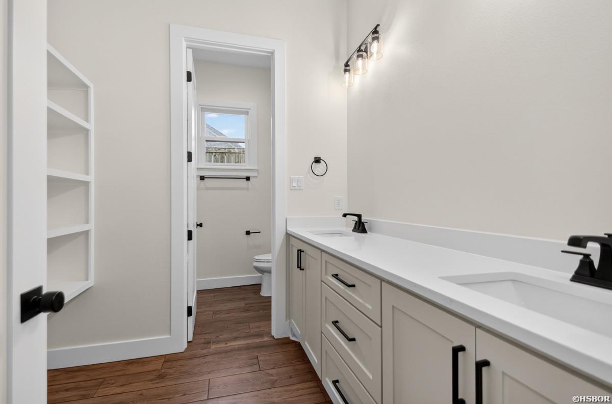 137 ARLINGTON PARK Terrace