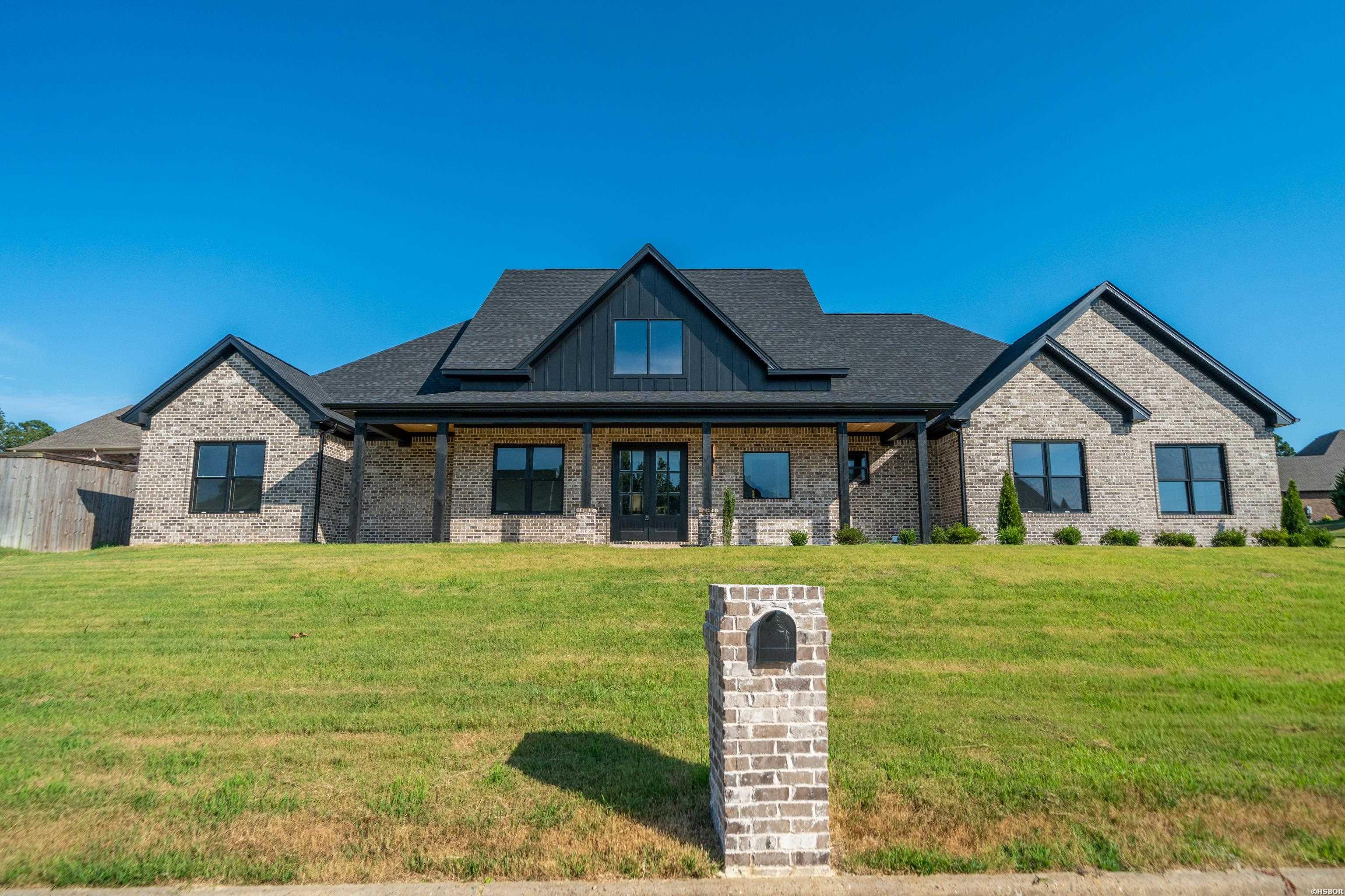 137 ARLINGTON PARK Terrace