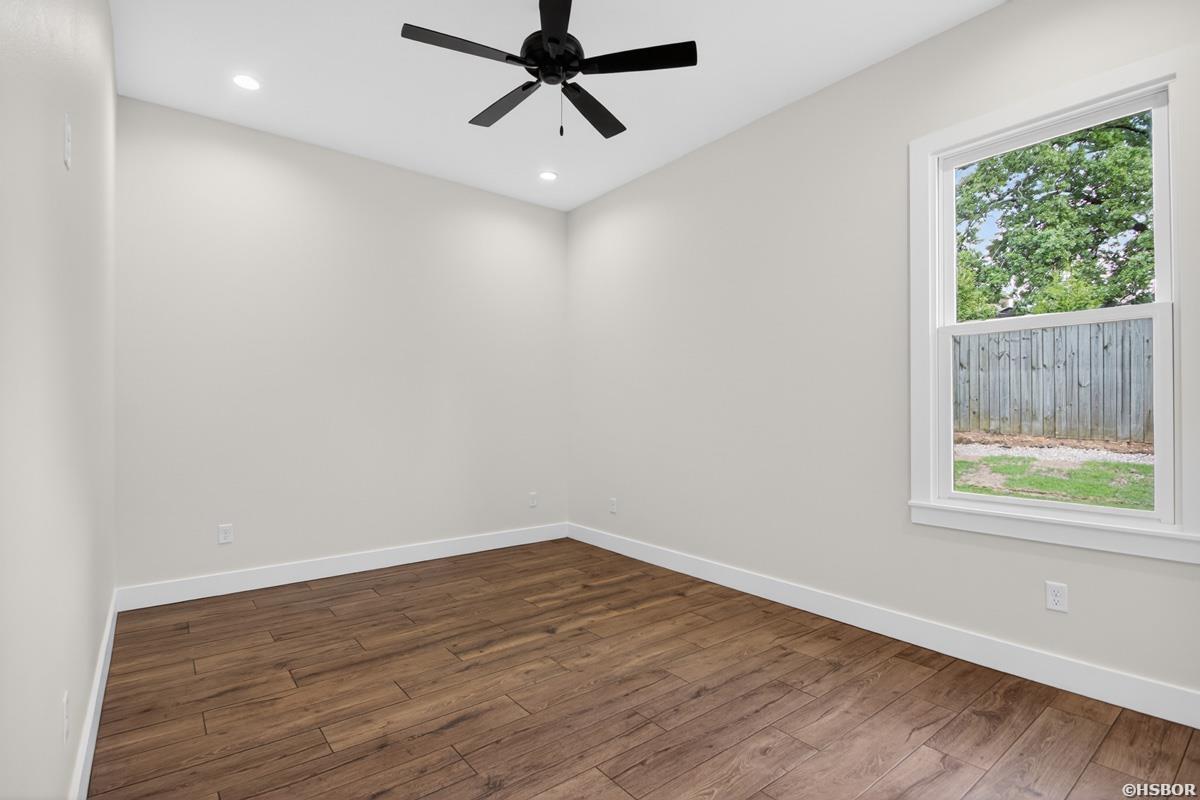 137 ARLINGTON PARK Terrace