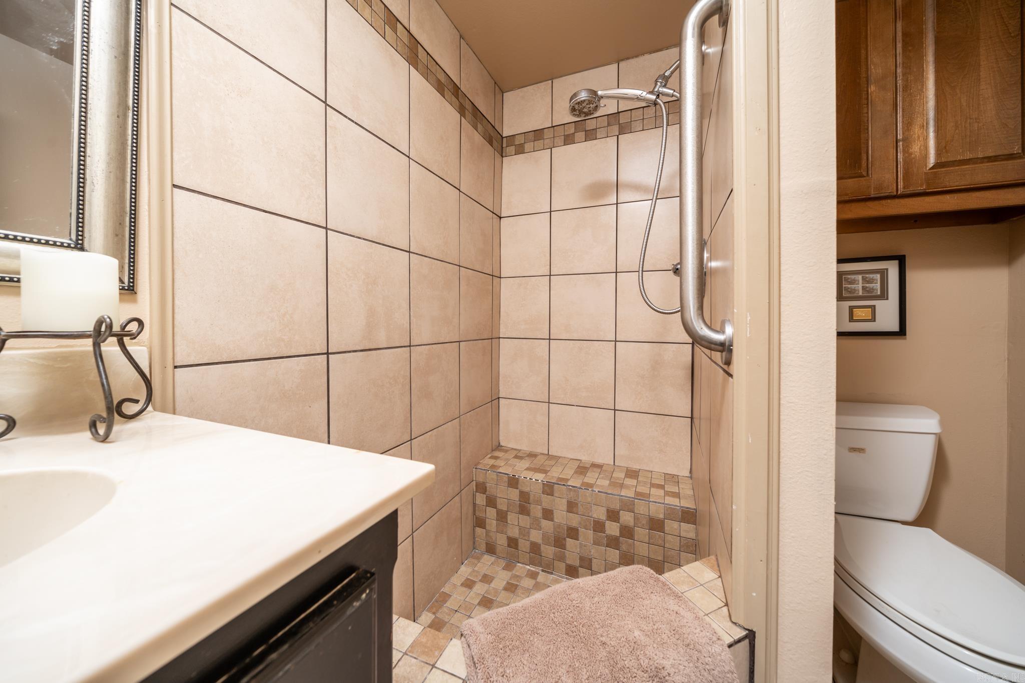 105 Chambers Point Unit: 39