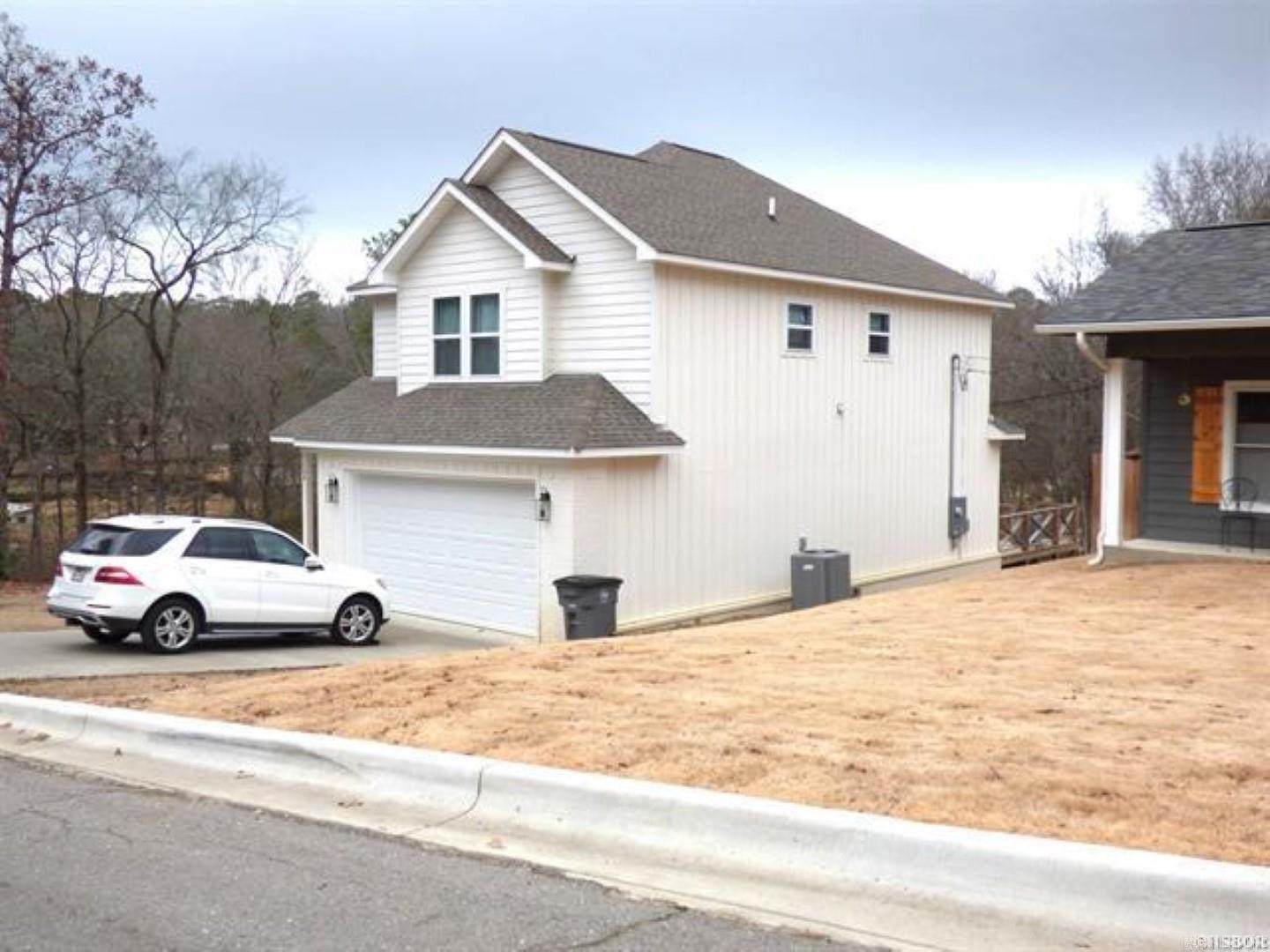 108 BELLAIRE Loop