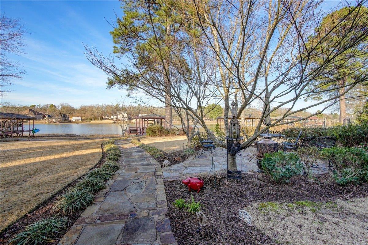 182 Arkota Shores Dr